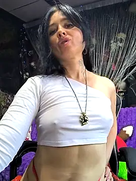 kikixred - KikiXRed's free webcam