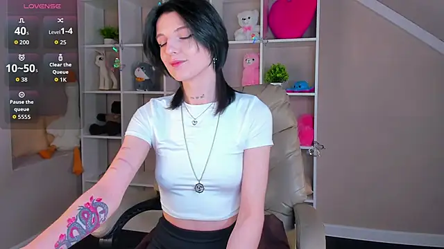 online cam porn Lynn Martin