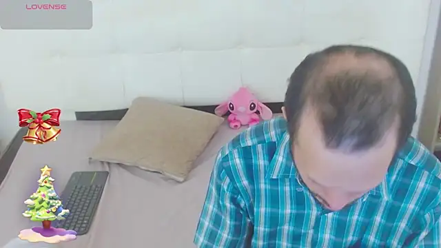 Candy_and_Jh0n webcam