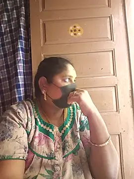 villageanuty (F milf) - Ticket Show