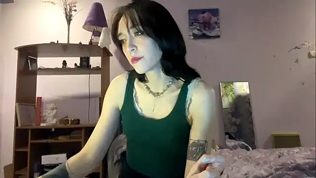 loreanvardy - LoreanVardy's free webcam