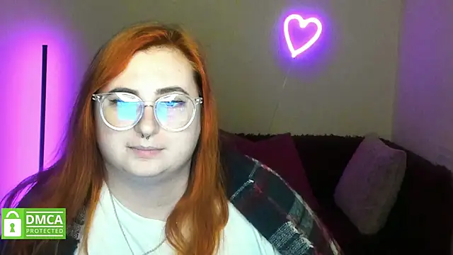 Alicia_love00 webcam