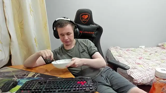 iliaskrislove webcam