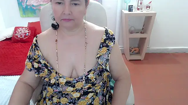 leonela_69 webcam