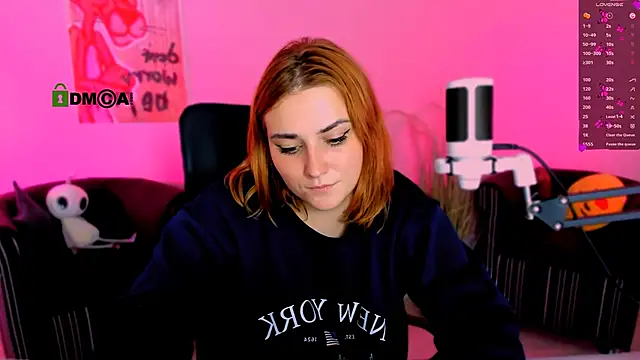 casey_meow_ webcam