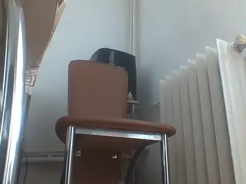 hugecock4u1990 webcam