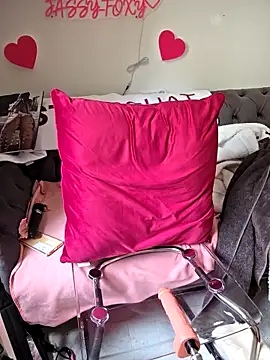 Jassy_Foxy Live Webcam on Stripchat