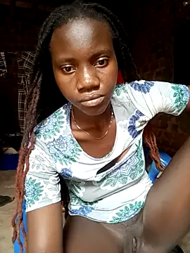 Black_juicy24 webcam