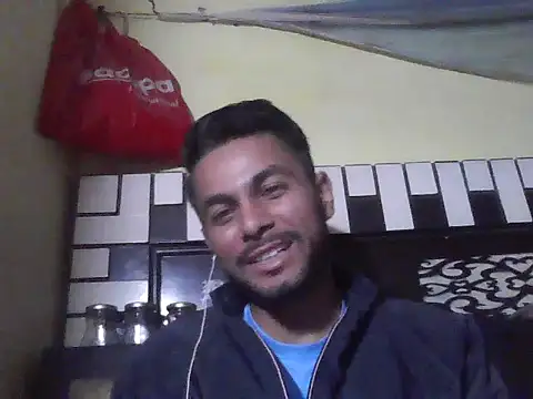 Stubborndesiboy webcam