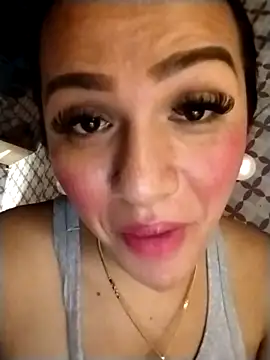 Yourbabyshane webcam