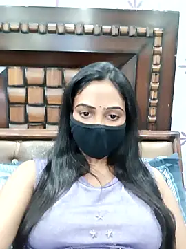 Webcam Model (Yours-Bebo) is live