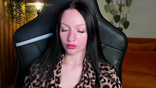 naomiblakes - NaomiBlakes's free webcam