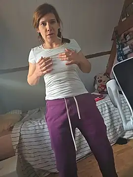 lina_lou4 - Lina_lou4's free webcam