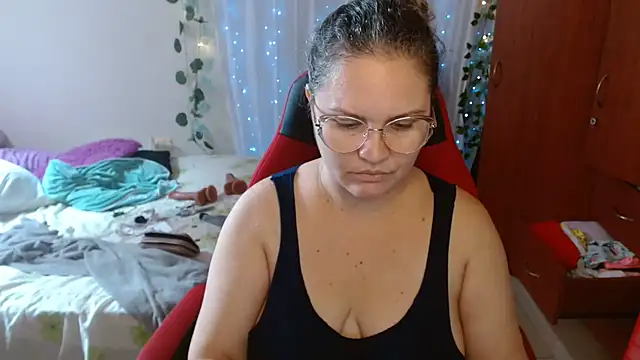 helenca43 - Helenca43's free webcam