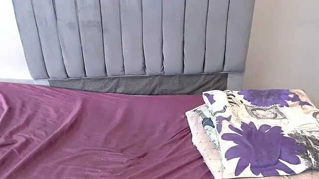 ChubbyBuddyxXx webcam