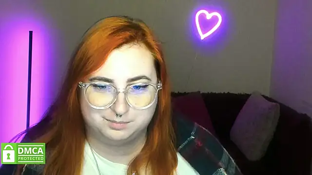 Alicia_love00 webcam