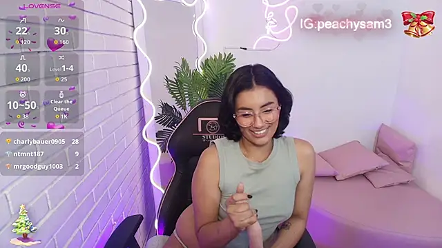 PEACHY_TAY webcam