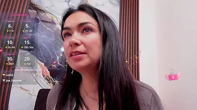 angelinee39 - Angelinee39's free webcam