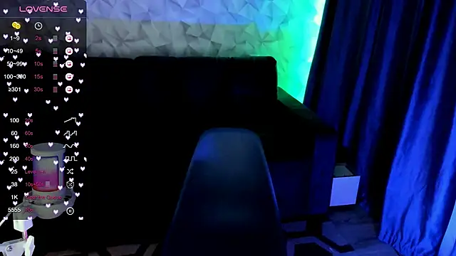 moon_siren webcam stripchat model stream image