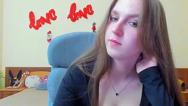 nesie-stoun - Nesie-Stoun's free webcam - UK Sex Cams