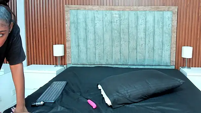 ivyy_fox_ - Ivyy_Fox_'s free webcam - UK Sex Cams