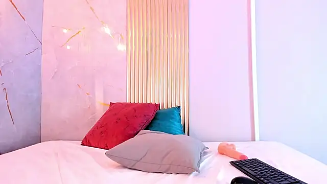 angie_harmony webcam