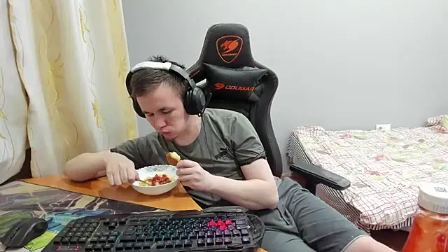 iliaskrislove webcam