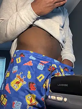 Festivitiesking1 Live Webcam on Stripchat