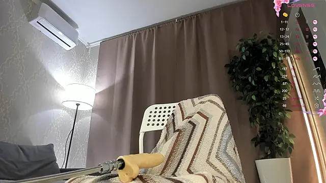 juicy_vikki - Juicy_Vikki's free webcam