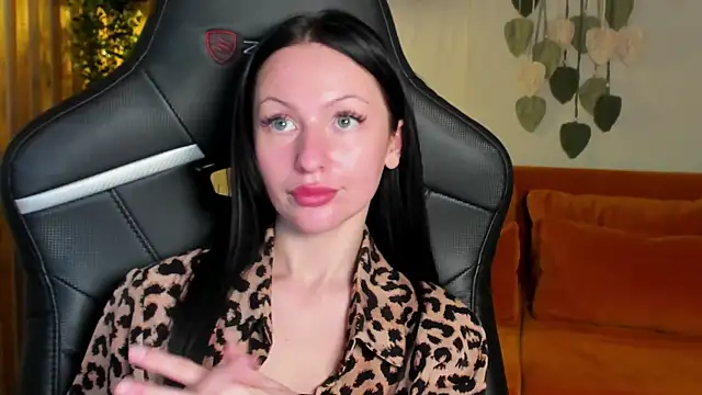 NaomiBlakes webcam stripchat model stream image