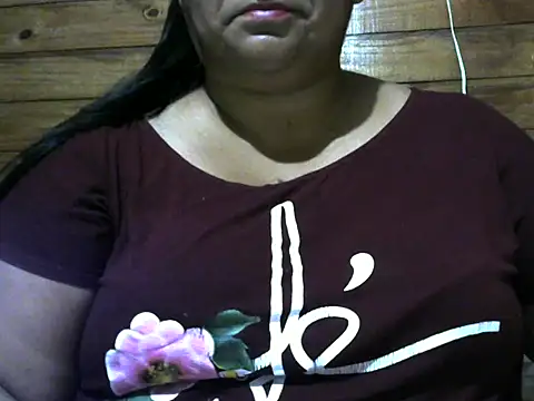 marrentinha34 - MARRENTINHA34's free webcam