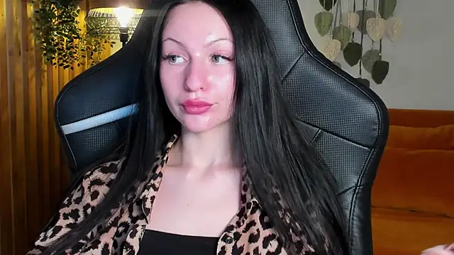 naomiblakes - NaomiBlakes's free webcam