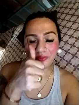 Yourbabyshane webcam