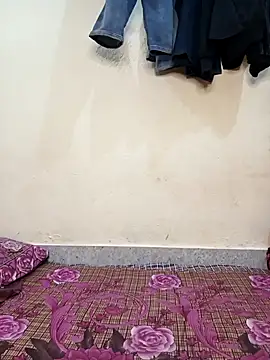 Desi_Hot_Queen Live Webcam on Stripchat