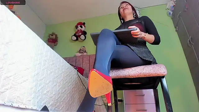 hot_dariana_pantyhose - Hot_Dariana_pantyhose's free webcam