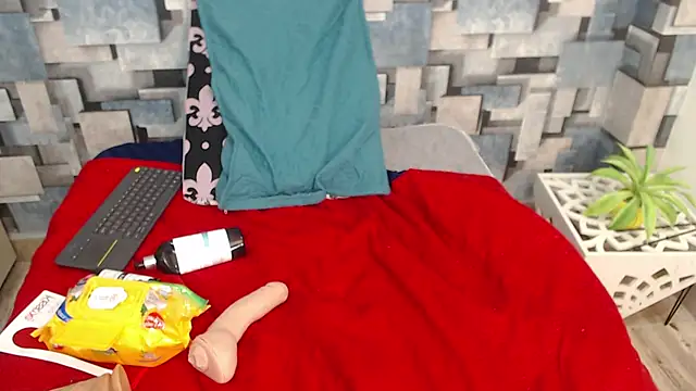 angel_dthroatt webcam