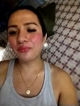 Yourbabyshane webcam