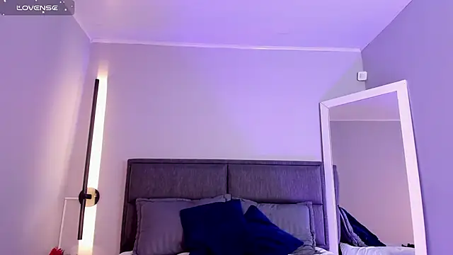 emma__clark_ - Emma__clark_'s free webcam