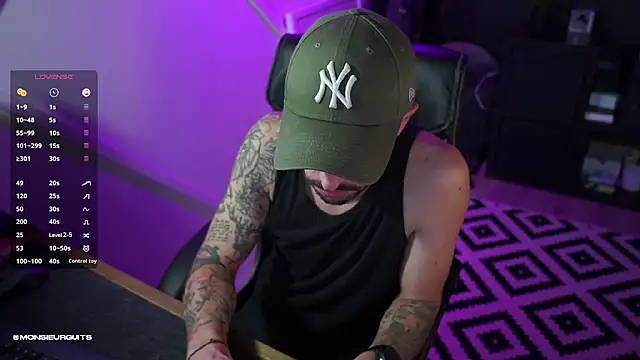 monsieurguitsxxx (M young) - Full naked with pleasure