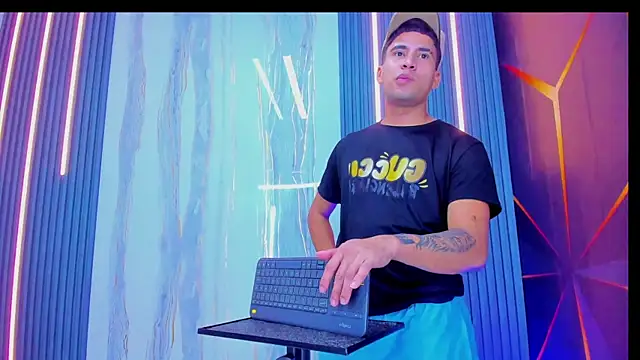 Play_boys_Hot2 webcam