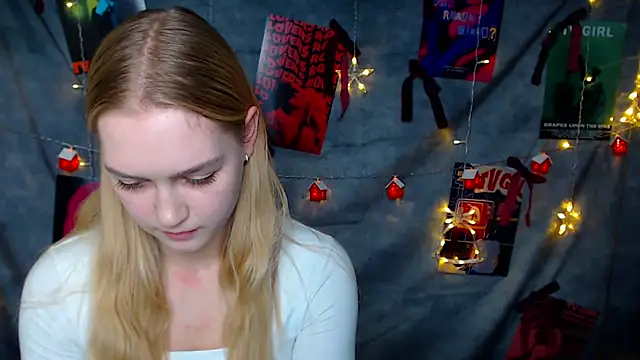 MademoiselleCl webcam