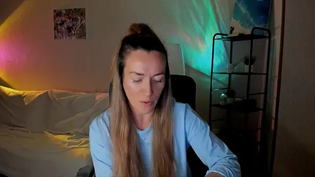 RebeccaMartinez webcam