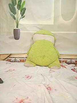 PurpleRose-89 webcam