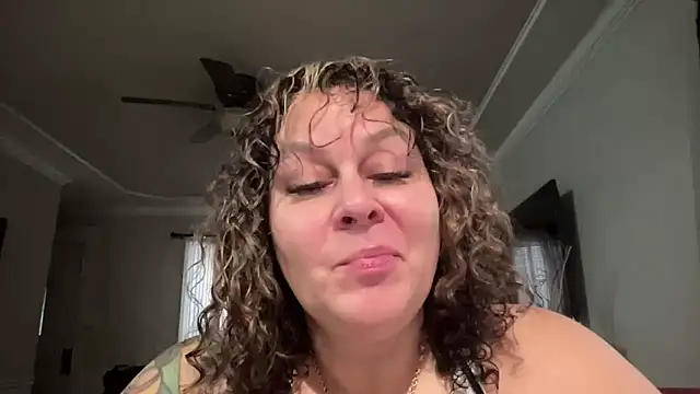 WorldsGreatestCockRater webcam