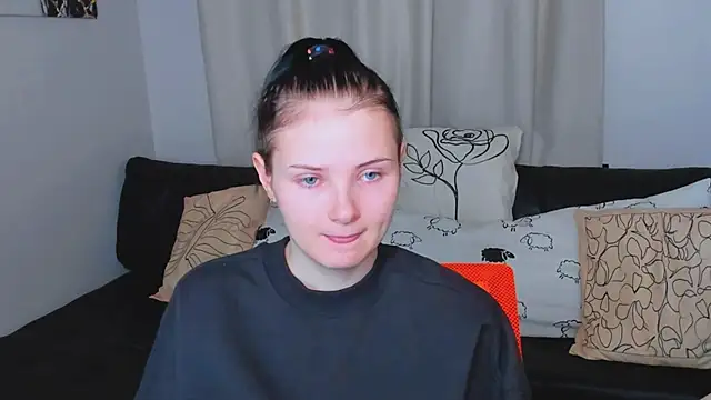 leila_xxbaby - Leila_xxBaby's free webcam