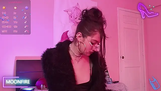 moonfiredancer webcam