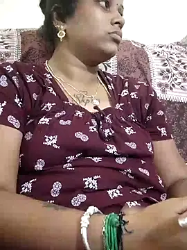 sweetqueen143 webcam