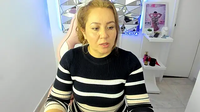 camixxx_m - Camixxx_m's free webcam