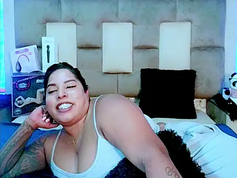 indiantopaz694u webcam