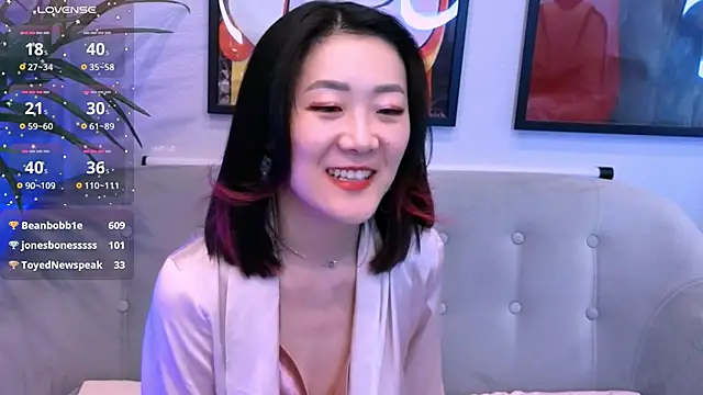 AikoYamada webcam